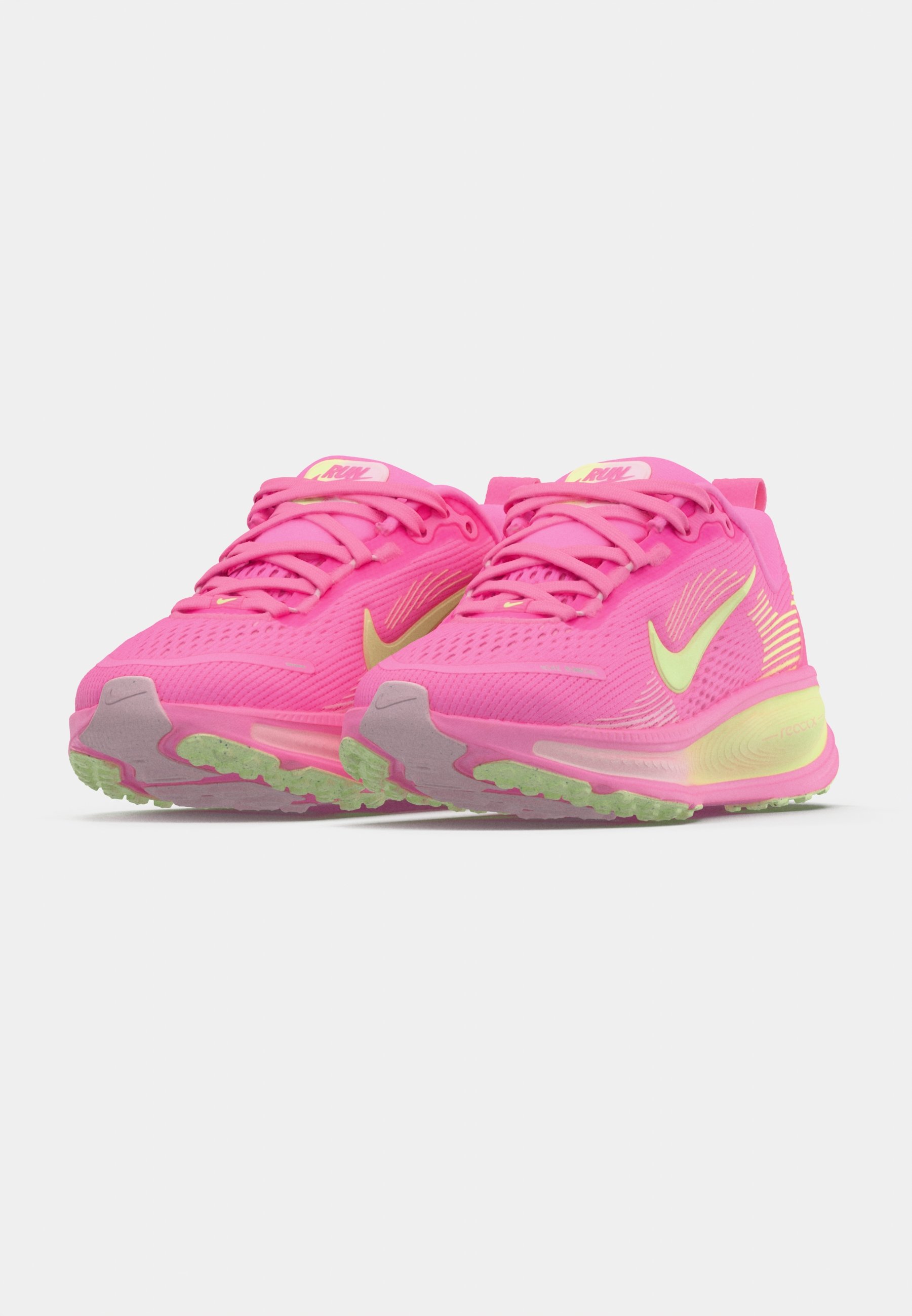 nike hot pink womens shoes