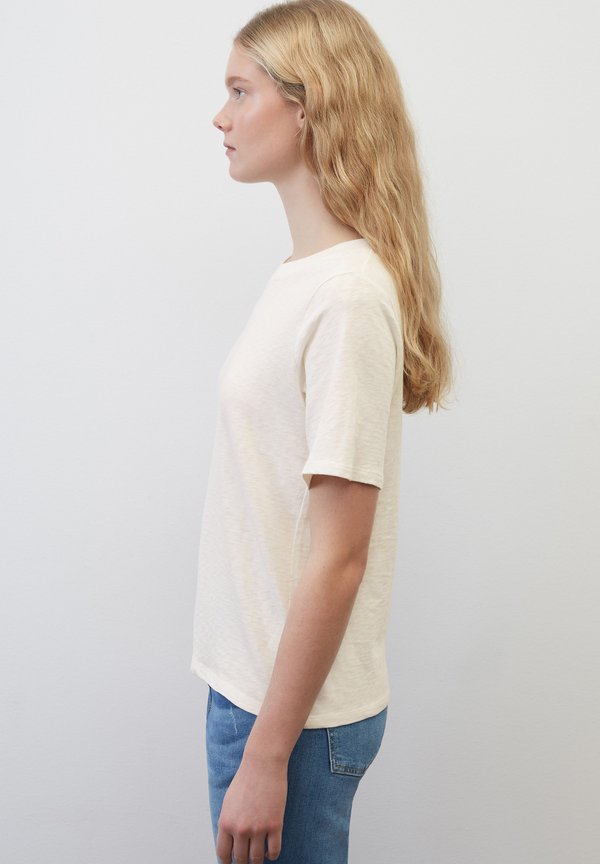 AUS SOFTER - Basic T-shirt2
