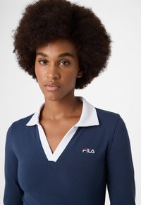 Fila CERRIONE JOHNNY - Piké - black iris