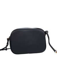 Borsa a tracolla in pelle nera con forma rettangolare arrotondata, finitura opaca, chiusura con cerniera e tracolla regolabile. Finiture in oro.