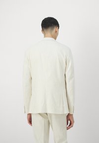 Jack & Jones PREMIUM JPRRIVIERA - Costum - cloud dancer