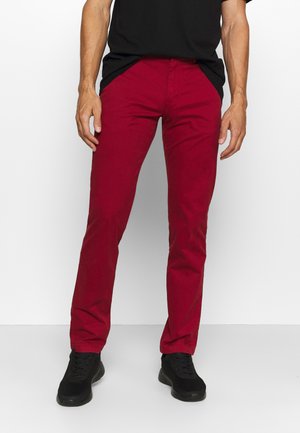 Chinot - red