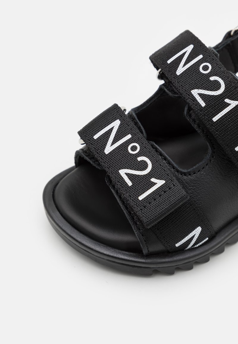 Kinder Sneaker | N°21 UNISEX Riemensandalette black/schwarz - RR14690 Kinder Sneaker | N°21 UNISEX Riemensandalette black/schwarz - RR14690