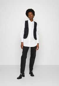 Fabienne Chapot ZOE GILET - Colete - black