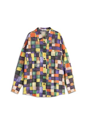 Chemise à manches longues colorée et à motifs avec des carrés verts, violets, oranges, jaunes et noirs. Comprend un col et un devant boutonné.