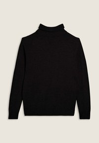 Chandail noir à col roulé avec un col et un ourlet côtelés. Doté de manches longues et d'une texture douce et lisse. Design épuré et minimaliste.