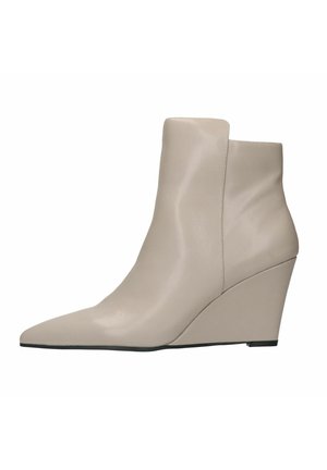 sacha Ankle boots - taupe