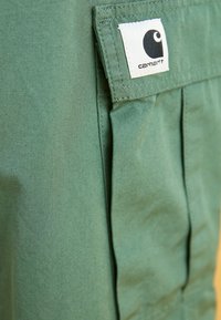 Carhartt WIP CARGO SKIRT - Jupe trapèze - duck green rinsed