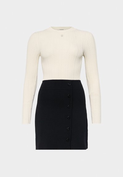 sandro Strickkleid - ecru/noir