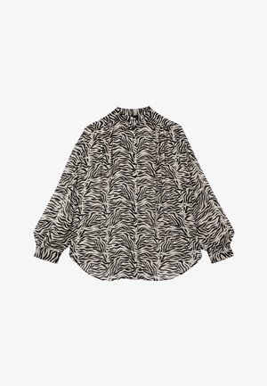 Schwarz-weißes Zebra-Print Hemd mit langen Ärmeln und Knöpfen, Schultern und Bündchen gerafft, flach auf weißem Hintergrund liegend.