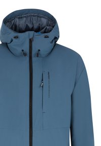 Giacca impermeabile blu con colletto alto, cappuccio regolabile con cordino, zip frontale e tasche laterali con dettaglio del logo.