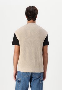 Calvin Klein Bodywarmer seedpearl/crème