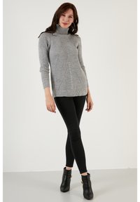 LELA REGULAR FIT - Pulover - grey