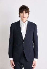 Thumbnail Image 4