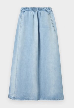 Φούστα μέσης από ανοιχτό μπλε τζιν με ελαστική μέση και πλαϊνές τσέπες, ίσια σιλουέτα και διακριτικές λεπτομέρειες ραφής.