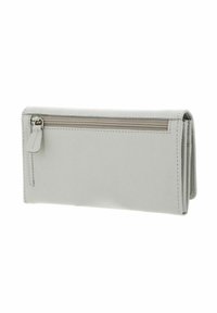 Portefeuille en cuir gris clair avec un compartiment zippé, au design rectangulaire épuré, avec des coutures visibles et une texture lisse.