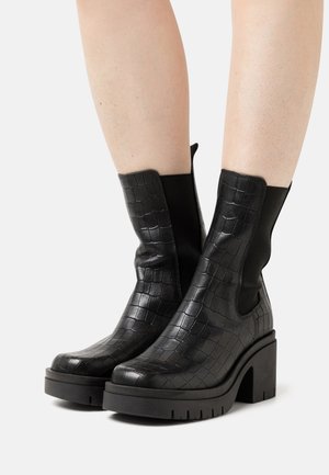 BIAGULL CHUNKY CHELSEA BOOT - Enkellaarsjes met plateauzool - black