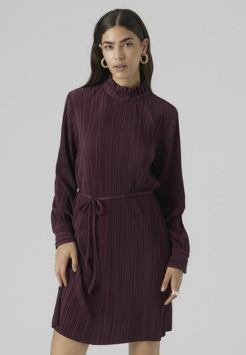 Vero Moda VMAURORA LS SHORT JRS EXC - Vestido informal - winetasting