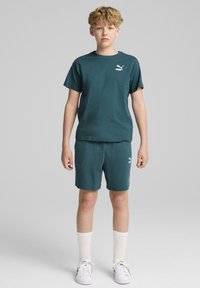 Puma BETTER CLASSICS  - T-shirts basic - cold green