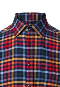 Overhemd met knoopsluiting in een ruitpatroon met kleuren zoals rood, blauw, groen, geel en zwart; heeft een traditionele kraag en zwarte knopen.