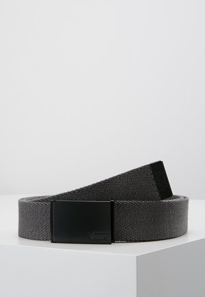 Cintura intrecciata grigia con fibbia in metallo nero opaco. La fibbia presenta il logo Vans. Il tessuto testurizzato aggiunge aderenza e durata.