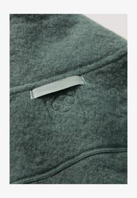 Unausgewählt, fichtengrün