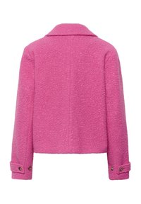 Veste en mélange de laine rose, dotée d'un col, d'un tissu texturé et de poignets à boutons. Silhouette courte et ample avec un design épuré.