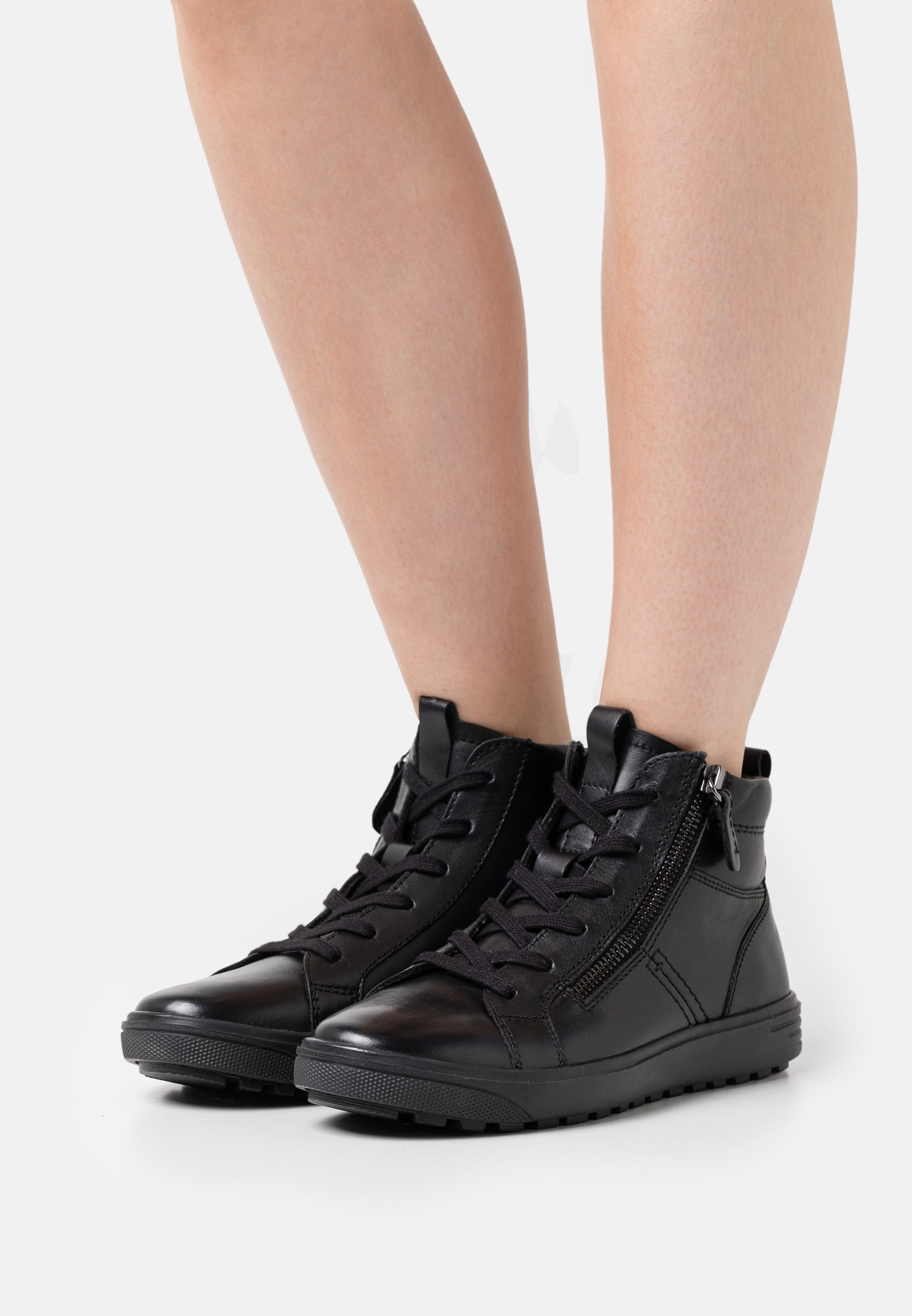 reebok classic womens high tops