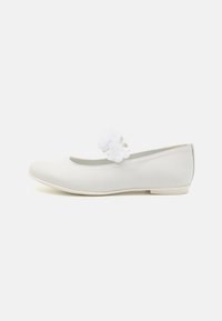 Primigi Ballerina med reim - white