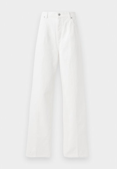 Bele hlače širokih nogavic iz bombaža, z visokim pasom, sprednjimi pregibi in zadrgo s posameznim gumbom za zapiranje.