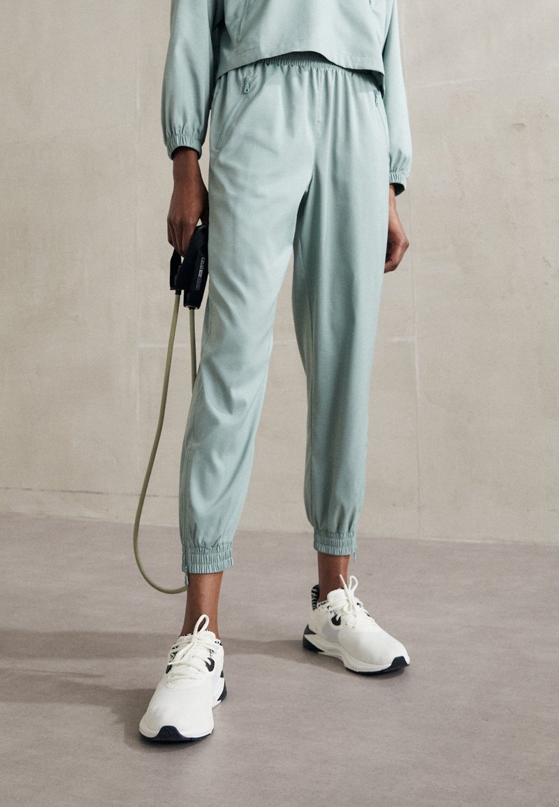 Girlfriend Collective SUMMIT TRACK PANT - Treniņtērpa apakšdaļas - chinoiserie