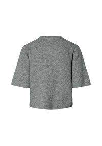 Pilkas megztinis su apvaliu kaklu, trumpomis rankovėmis ir tekstūrine apdaila. Paprastas dizainas su laisvu, kvadrato formos siluetu.