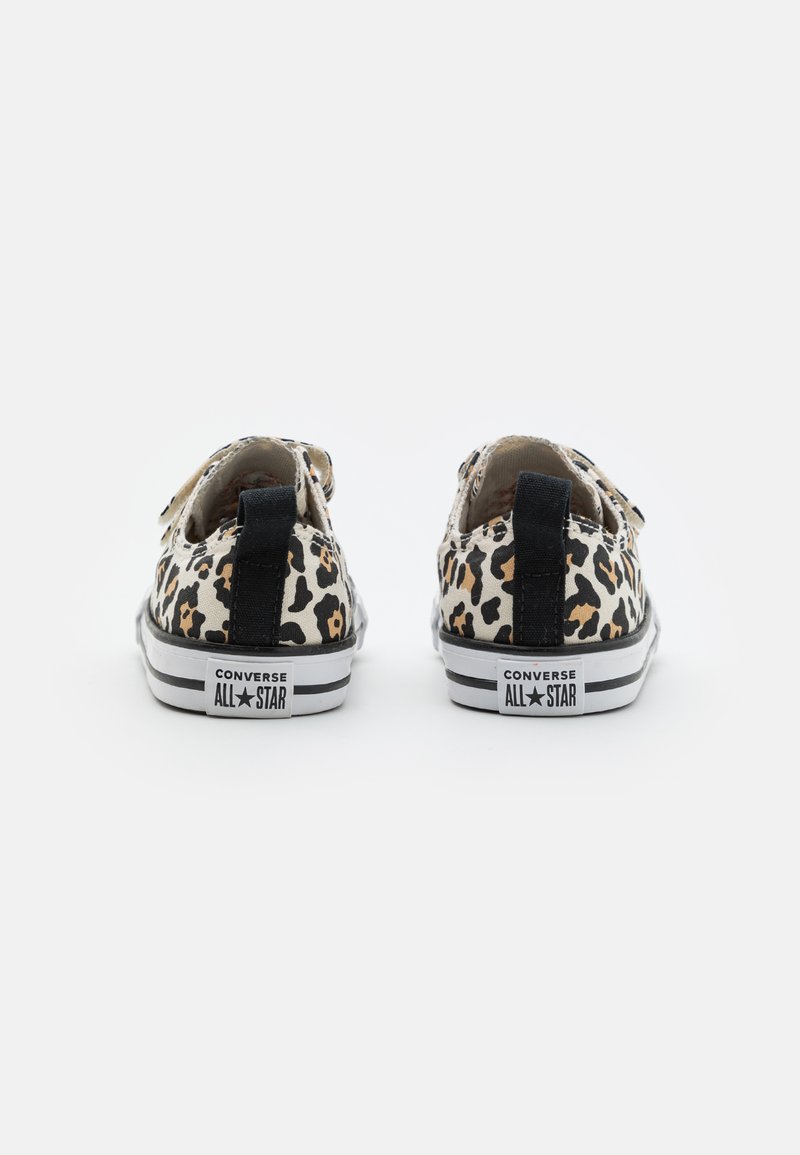 converse maat 2 5
