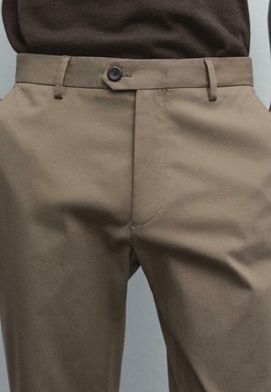 Chino - khaki