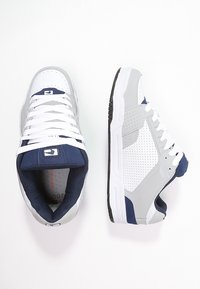 Globe SCRIBE - Zapatillas - grey/white/navy
