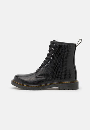 1460 - Šněrovací kotníkové boty - black