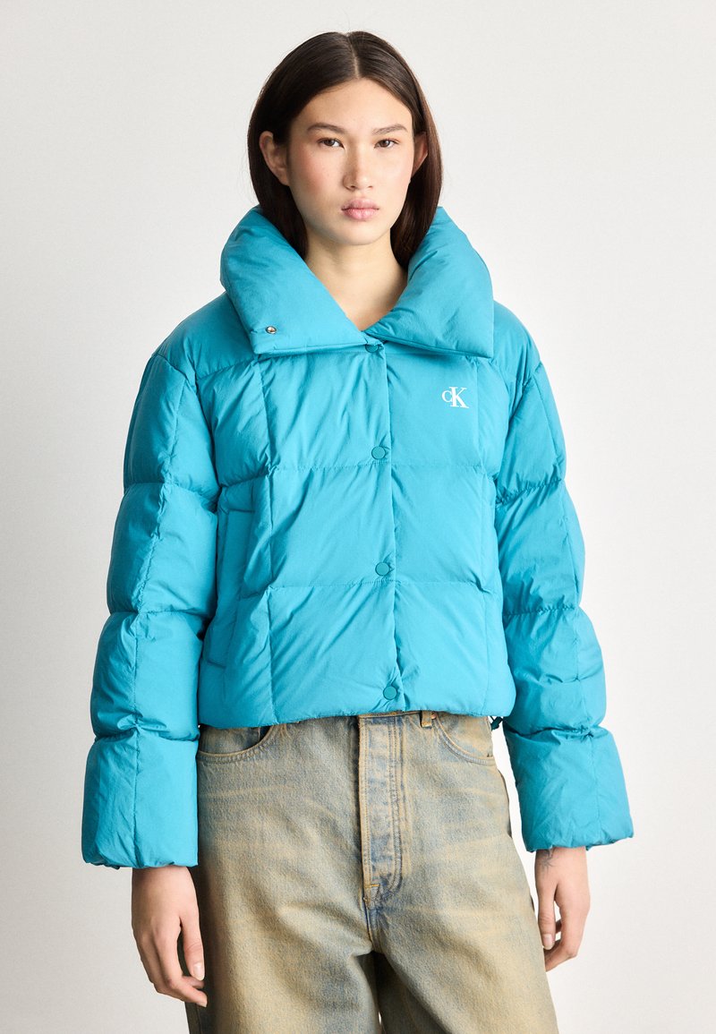 Calvin Klein Jeans PUFFER - Bunda z prachového peří - teal slate
