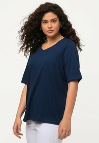 Ulla Popken - T-shirt print - dark blue Miniatuurafbeelding 1