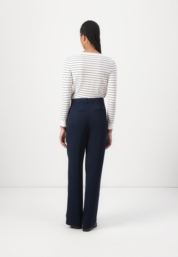 RELAXED STRAIGHT - Trousers2