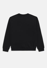 Sweatshirt noir à col rond avec des manches longues, des poignets et un ourlet côtelés, fabriqué à partir d'un tissu doux et à la texture lisse, présentant un design simple.