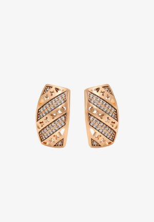 Orecchini in oro rosa con un design geometrico, caratterizzati da accenti di cristallo diagonali e motivi intagliati, che mostrano una texture lucida e una forma moderna.