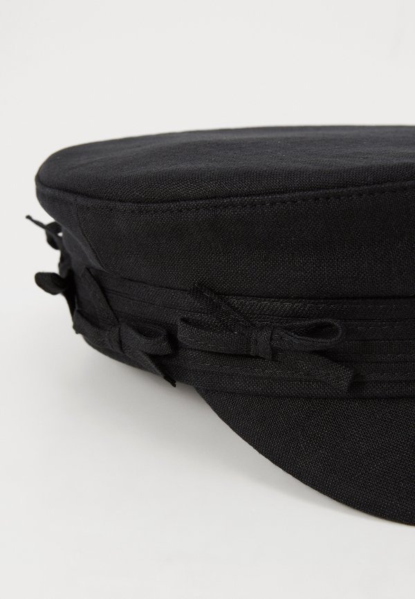 EMBELLISHED BOW TIE BAKER BOY CAP - Hat3