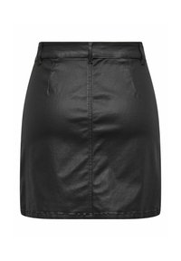 Zwarte leren mini-rok met een gladde textuur, hoge tailleband en twee voorzakken. Eenvoudig ontwerp met een rechte snit.