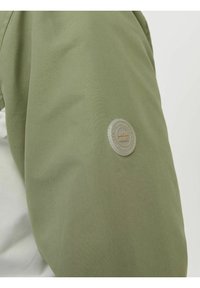Jack & Jones Overgangsjakke - oil green