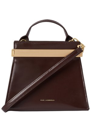 Donkerbruine leren handtas met bovenhandvat, lange riem, gouden horizontale stangdetail en "Karl Lagerfeld" logo aan de voorkant.