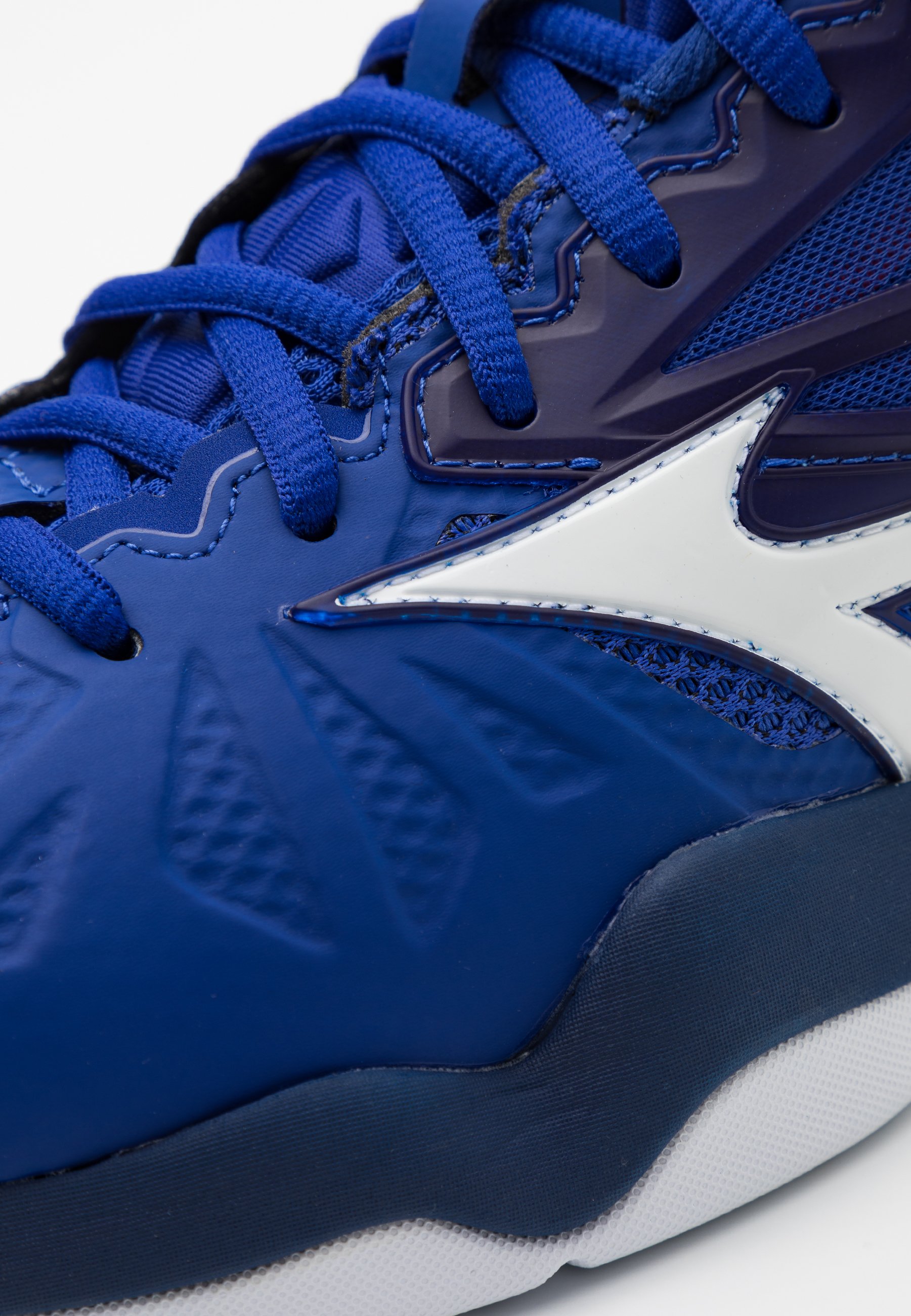mizuno wave intense tour 5 ac