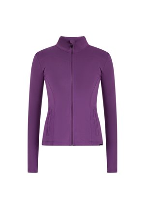 Chaqueta morada de cremallera completa con cuello alto, mangas largas y bolsillos laterales, que presenta una textura suave y un diseño ajustado.