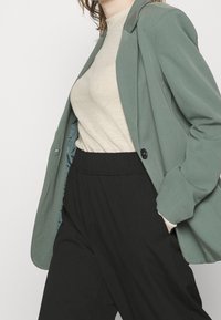 Marc O'Polo Langarmshirt - stone