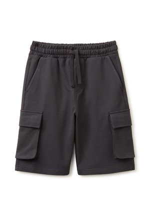 Schwarze Cargo-Shorts knielang mit elastischem Bund, Kordelzug, Seitentaschen und Klappentaschen an beiden Oberschenkeln.