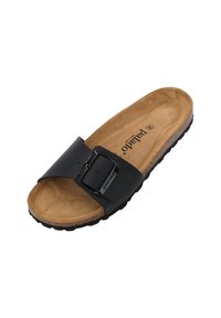 Sandalia de slide negra con una correa ancha y hebilla ajustable, que cuenta con una plantilla acolchada color tostado y una suela negra texturizada para mayor agarre.